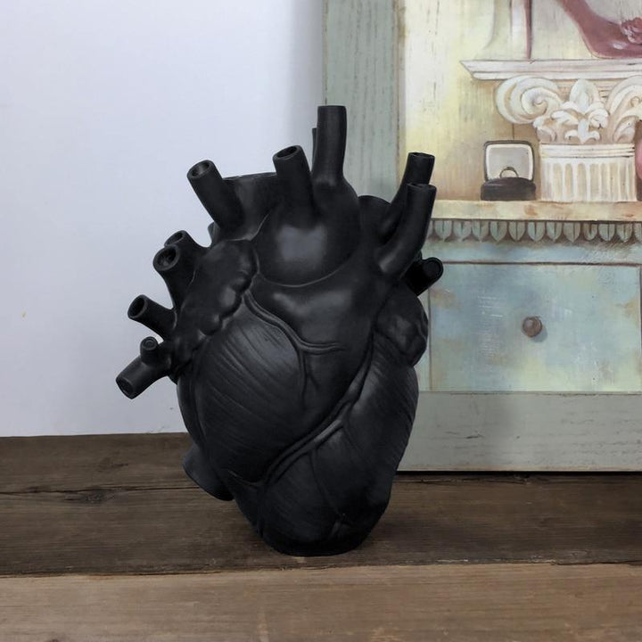 Anatomisk Hjerte Vase i Økologisk Keramik
