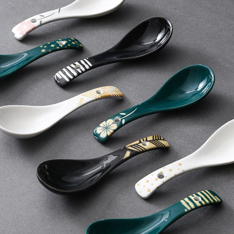 Elegant Japansk Suppeske i Porcelæn