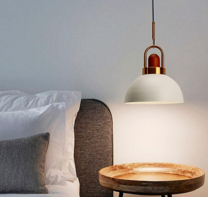Justerbar Nordisk Pendellampe i Metal og Glas