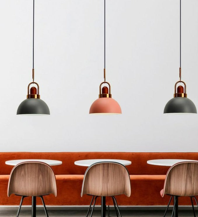Justerbar Nordisk Pendellampe i Metal og Glas