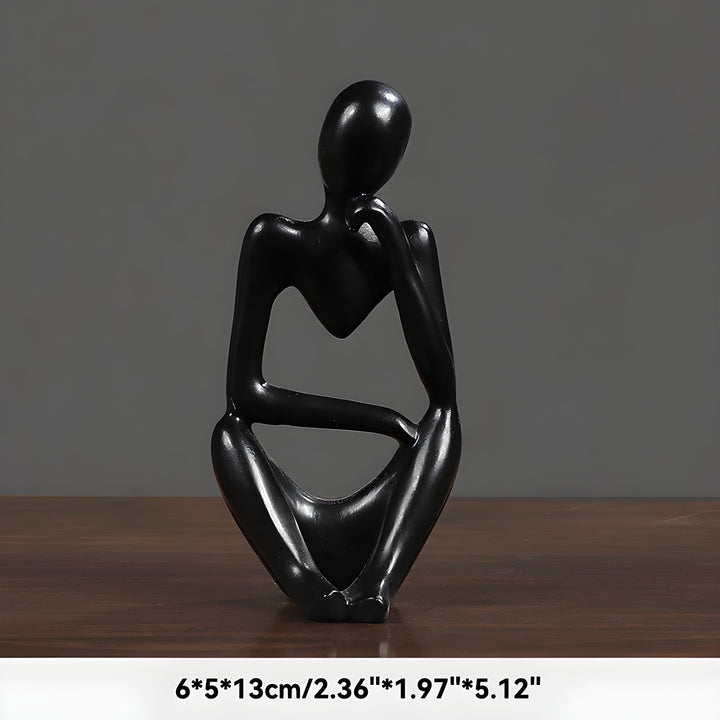 Sandfarvet Abstrakt Yoga Skulptur i Skandinavisk Design