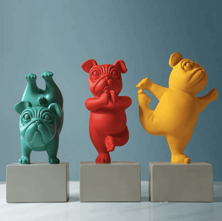 Håndlavet Bulldog Yoga Figur i Harpiks