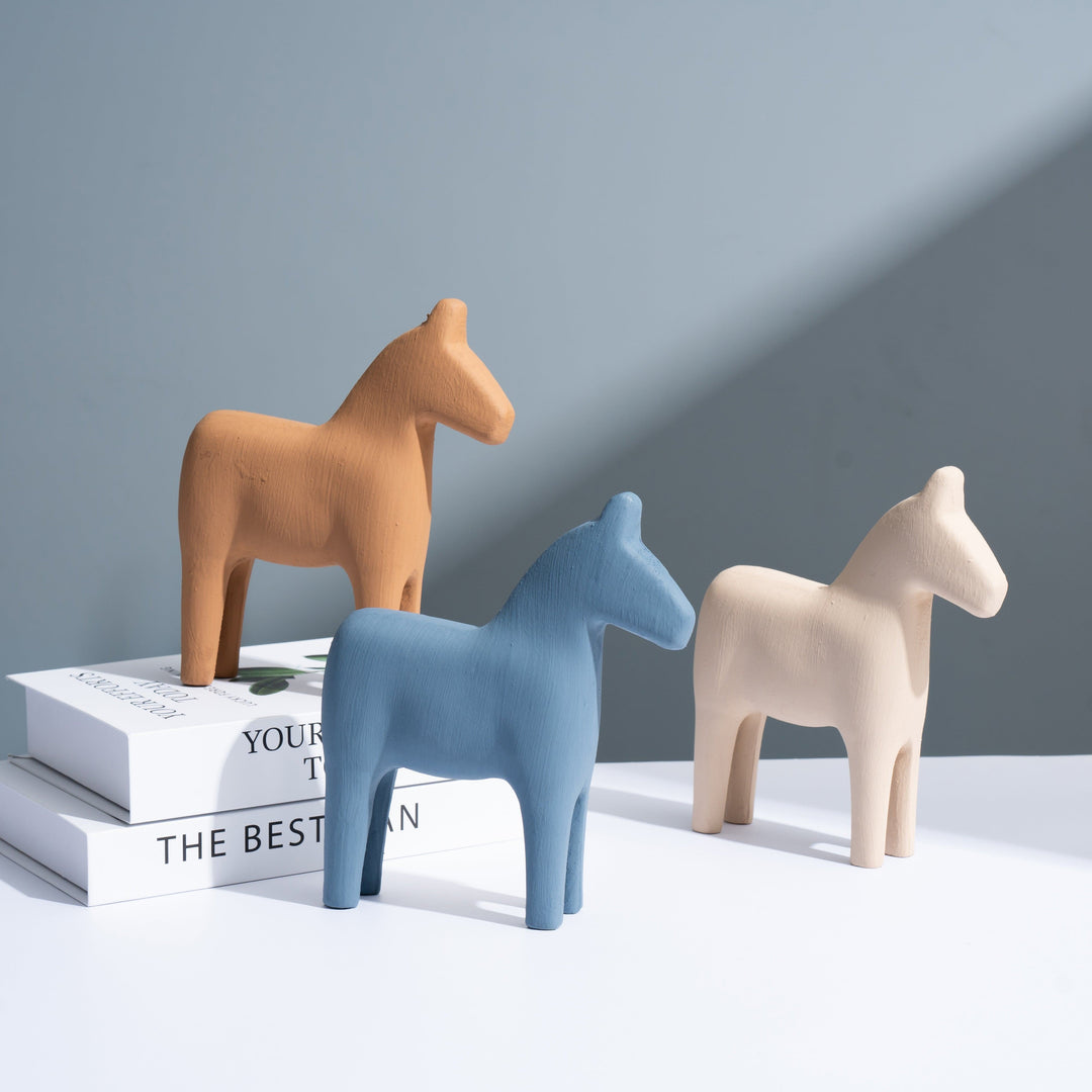 Minimalistisk Hesteskulptur i Harpiks - Elegant Moderne Dekor