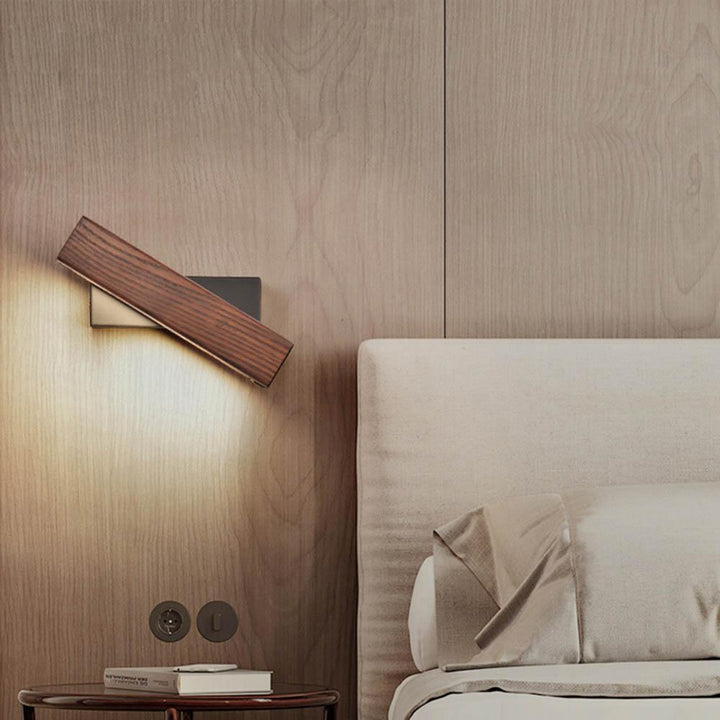 Justerbar Træ LED Væglampe med Roterbart Design