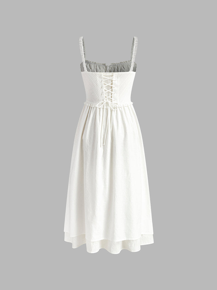 Isla | Kvinders Ruffle Hem Spaghetti Strap Knap Front Midi Kjole
