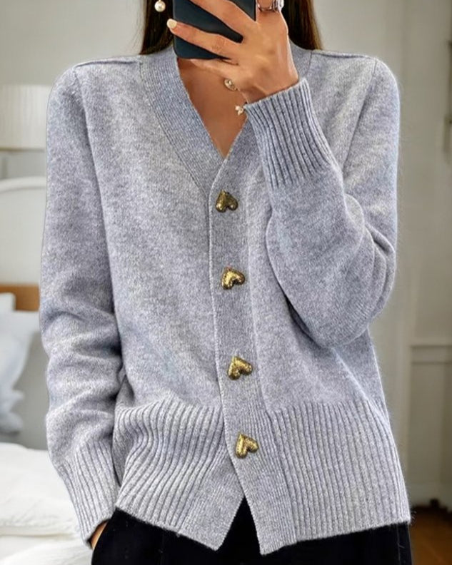 LilyHeart™ | Elegant Cardigan med Hjerteknapper