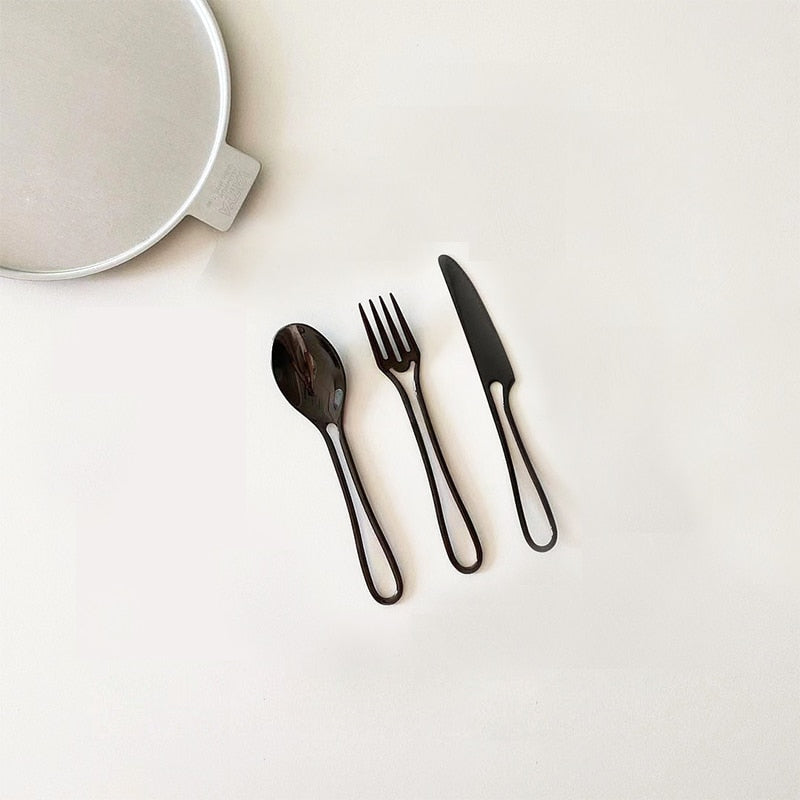 Elegant 3-delt Bestik Sæt i Rustfrit Stål med Outline Design
