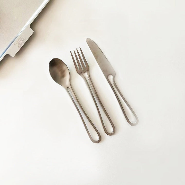 Elegant Bestik Sæt i Rustfrit Stål - Gaffel, Kniv, Ske i Sølv eller Sort