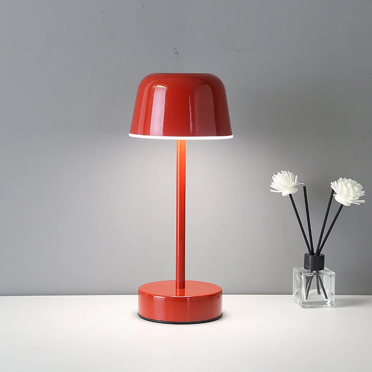 Dæmpbar Metal Bordlampe med Justerbar Lysstyrke