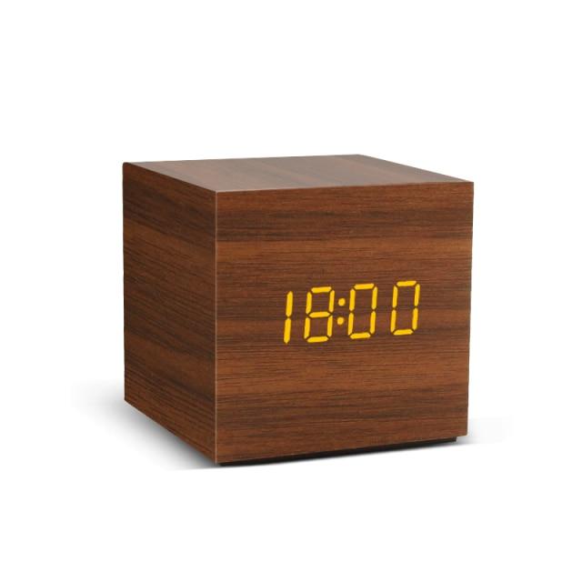 Minimalistisk Træ LED Vækkeur med Temperatur- og Fugtighedsdisplay