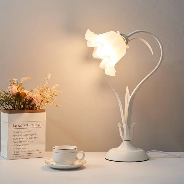 Justerbar Vintage Blomster Bordlampe i Metal