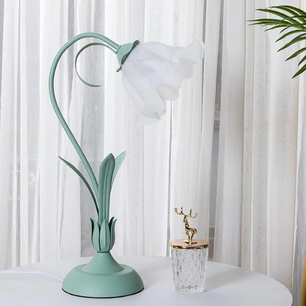 Justerbar Vintage Blomster Bordlampe i Metal