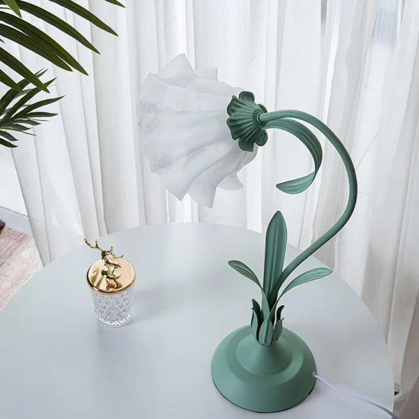 Justerbar Vintage Blomster Bordlampe i Metal