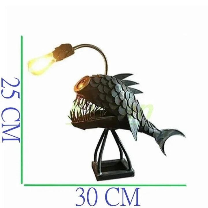 Steampunk Angler Fish Lampe med Justerbar Arm