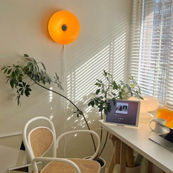 Dæmpbar LED Væg- og Bordlampe i Glas og Metal