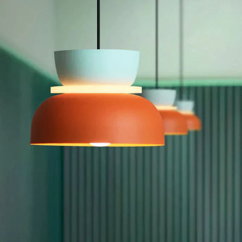 Nordisk Macaron Pendel Lys i Multifarvet Design