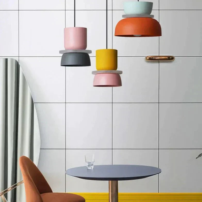 Nordisk Macaron Pendel Lys i Multifarvet Design