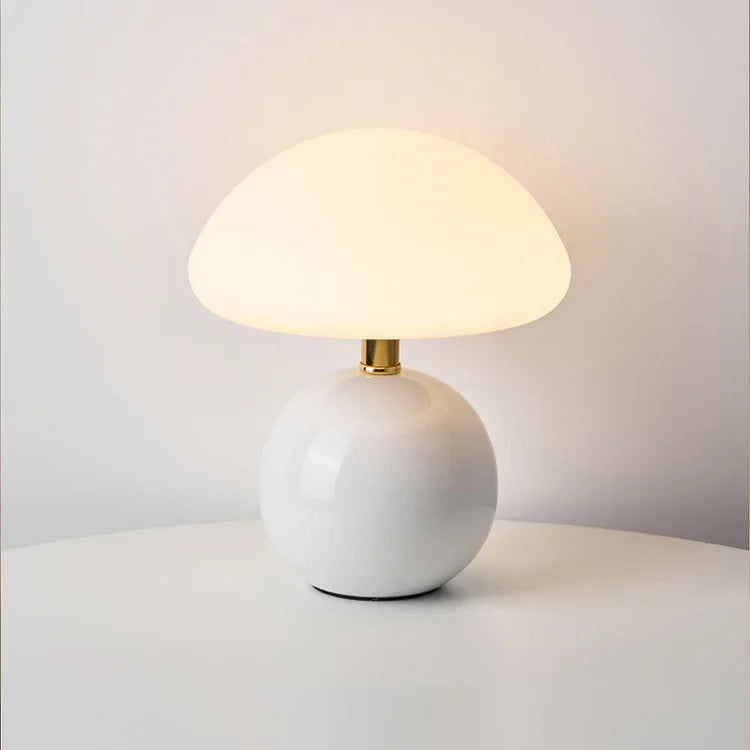 Moderne Keramisk LED Bordlampe med Justerbare Lysindstillinger