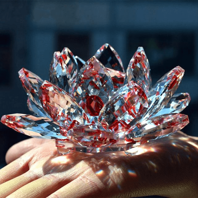 Kvarts Krystal Lotus Blomst Skulptur med Lysrefleksioner