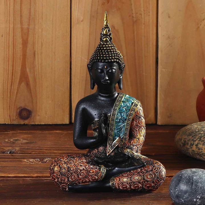 Elegant Buddha Statue i Resin med Strålende Overflade
