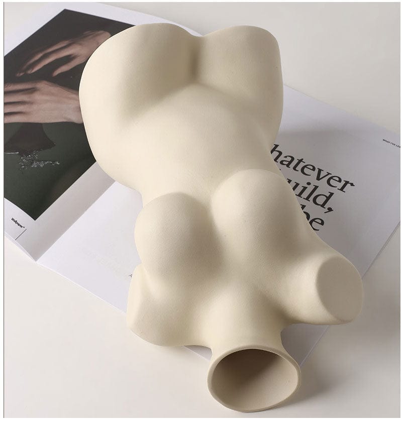 Elegant Keramisk Vase i Kvindelig Form