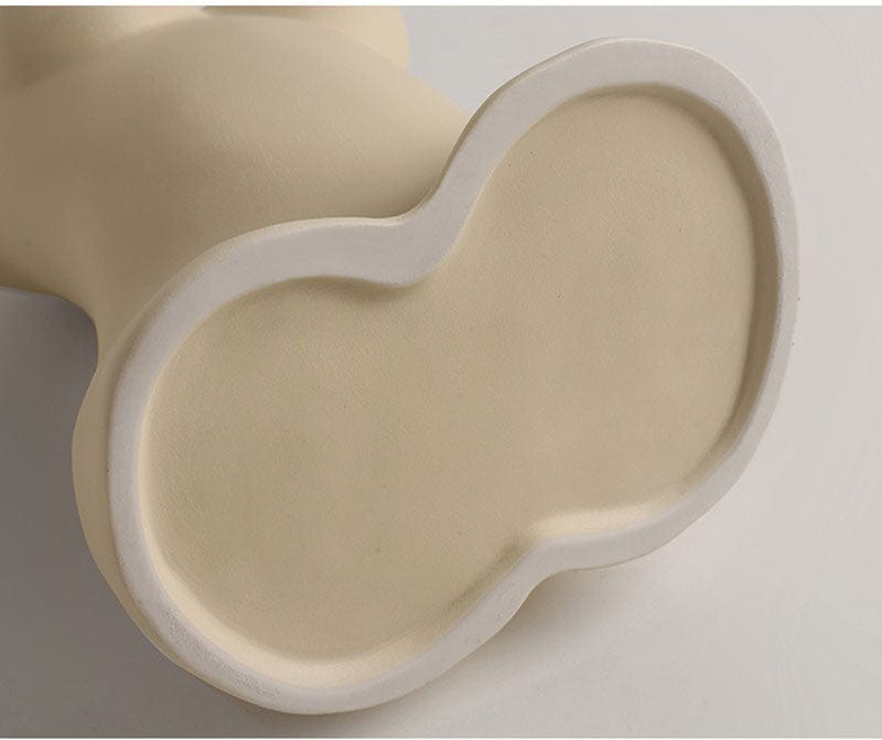 Elegant Keramisk Vase i Kvindelig Form