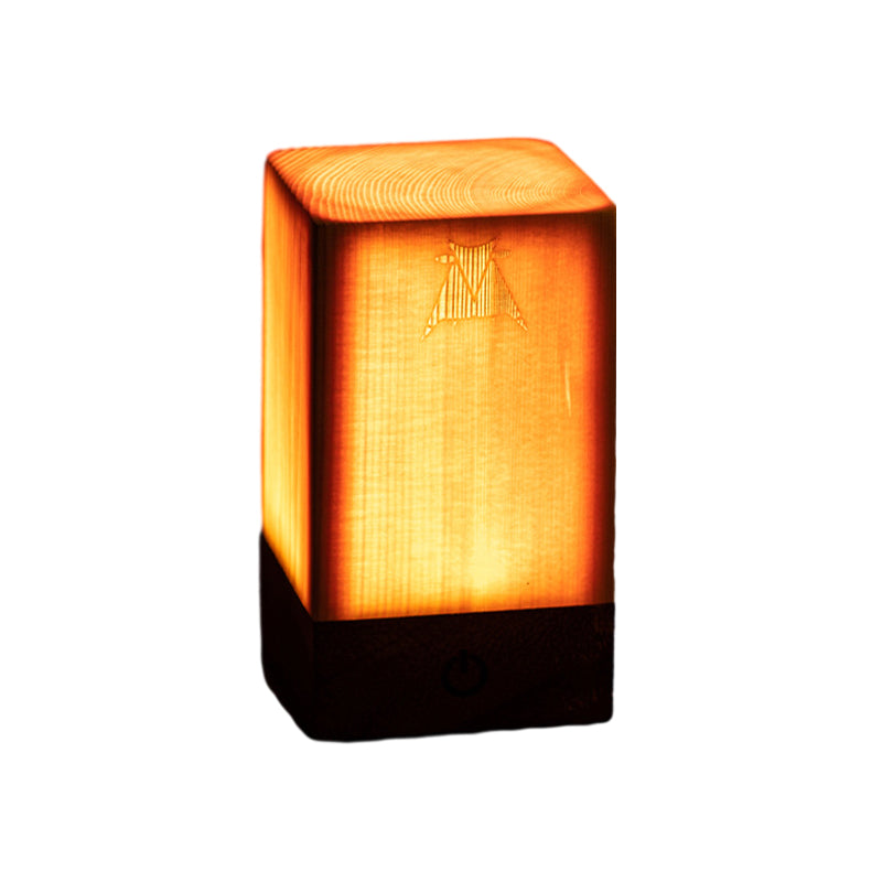 Berøringskontrol Bordlampe med Træfinish og LED